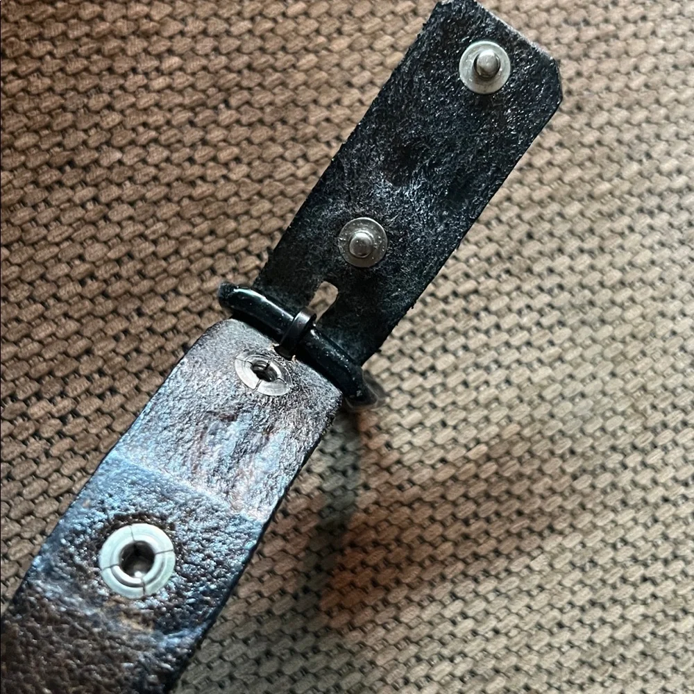 Southwick Leathers Brown Belt‎ with real buffalo coin accents leather 32”
